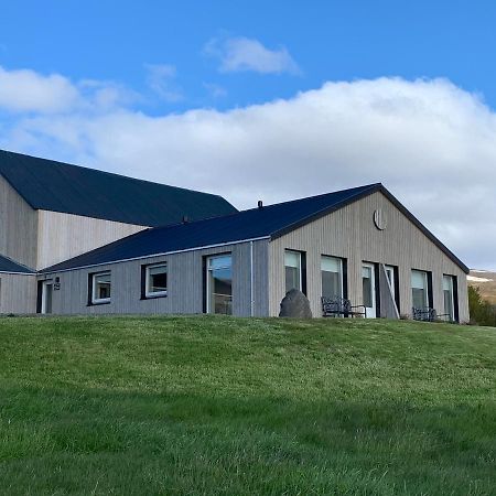 Apartment In The Country, Great View Apt. A Акурейри Экстерьер фото